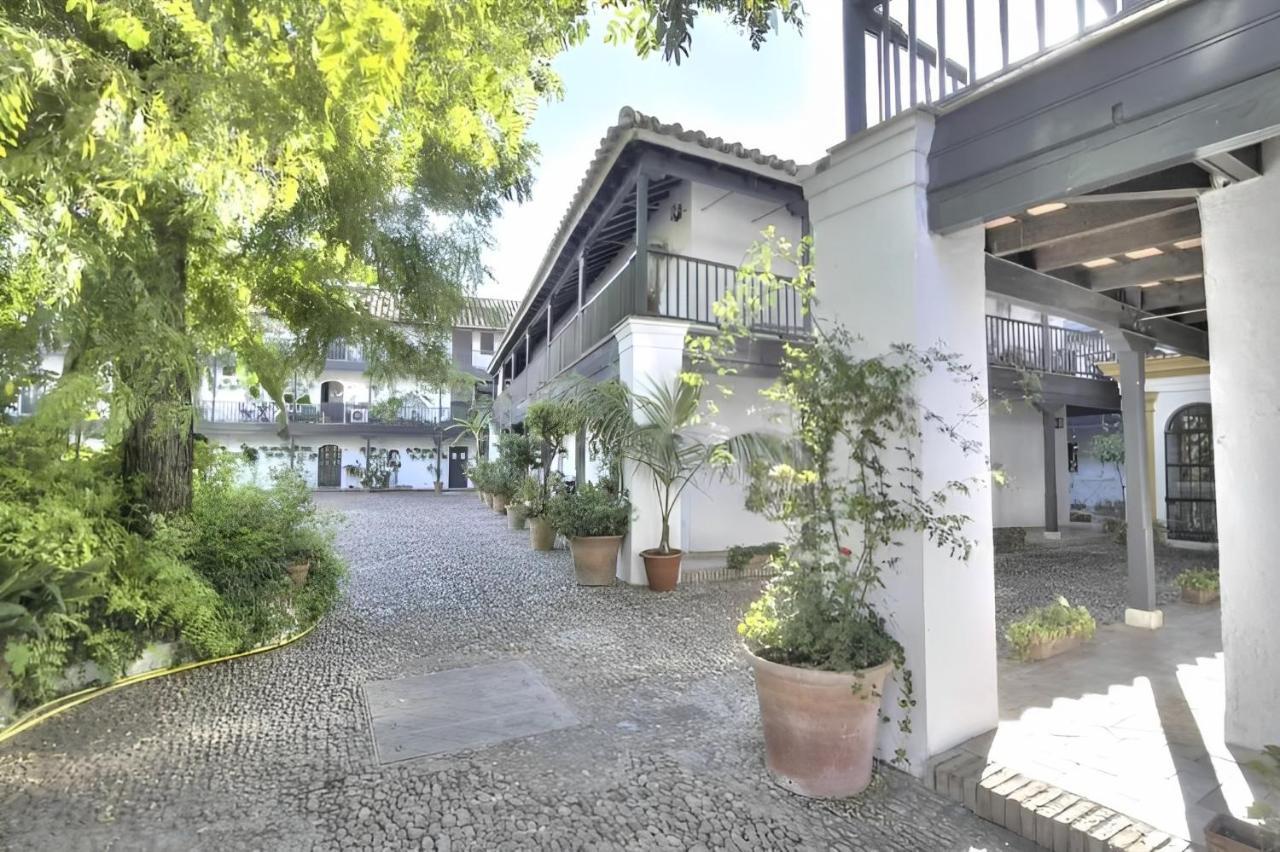 Exclusive With Stunning Patio In The Center * Séville