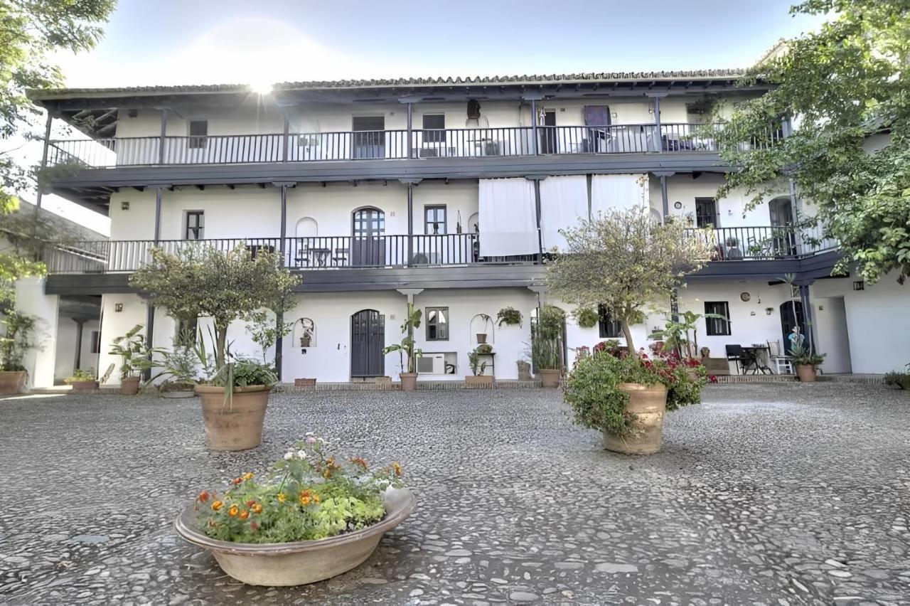 Apartament Exclusive With Stunning Patio In The Center *